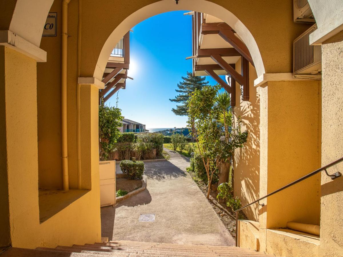 Apartment Village Cap Esterel - Le Village-9 By Interhome Сен-Рафаэль Экстерьер фото